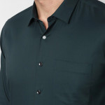 Men Green Slim Fit Solid Formal Shirt